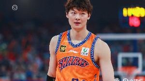 续完王哲林后上海男篮还有两个顶薪名额 下赛季顶薪最高为600万元